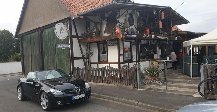 Eis- und Crepegarten am Wenzelsplatz